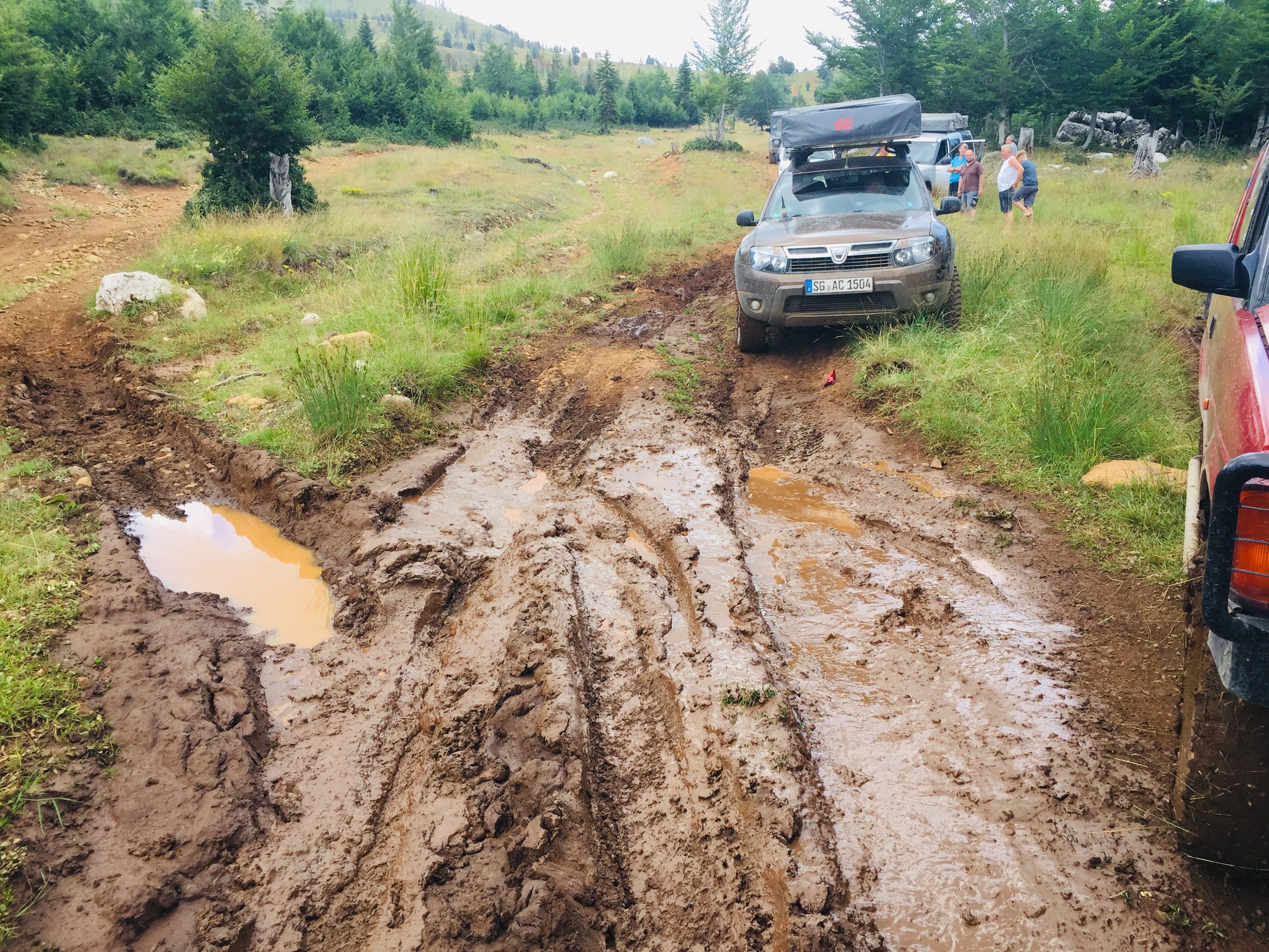 Read more about the article October 2020 Off-road Hotel and Camping